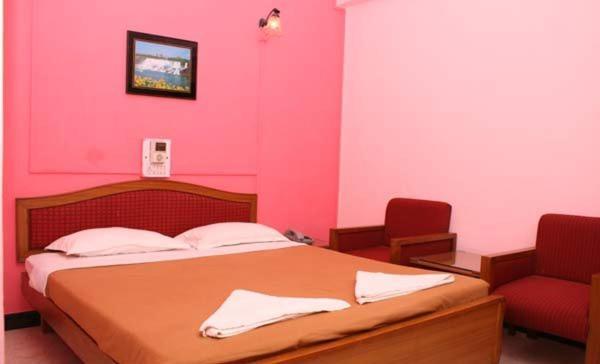 Margao Residency Hotel Bagian luar foto